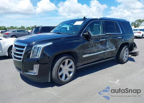 2018 Cadillac Escalade Premium Luxury z USA, uszkodzony, nr VIN 1GYS3CKJ9JR238685